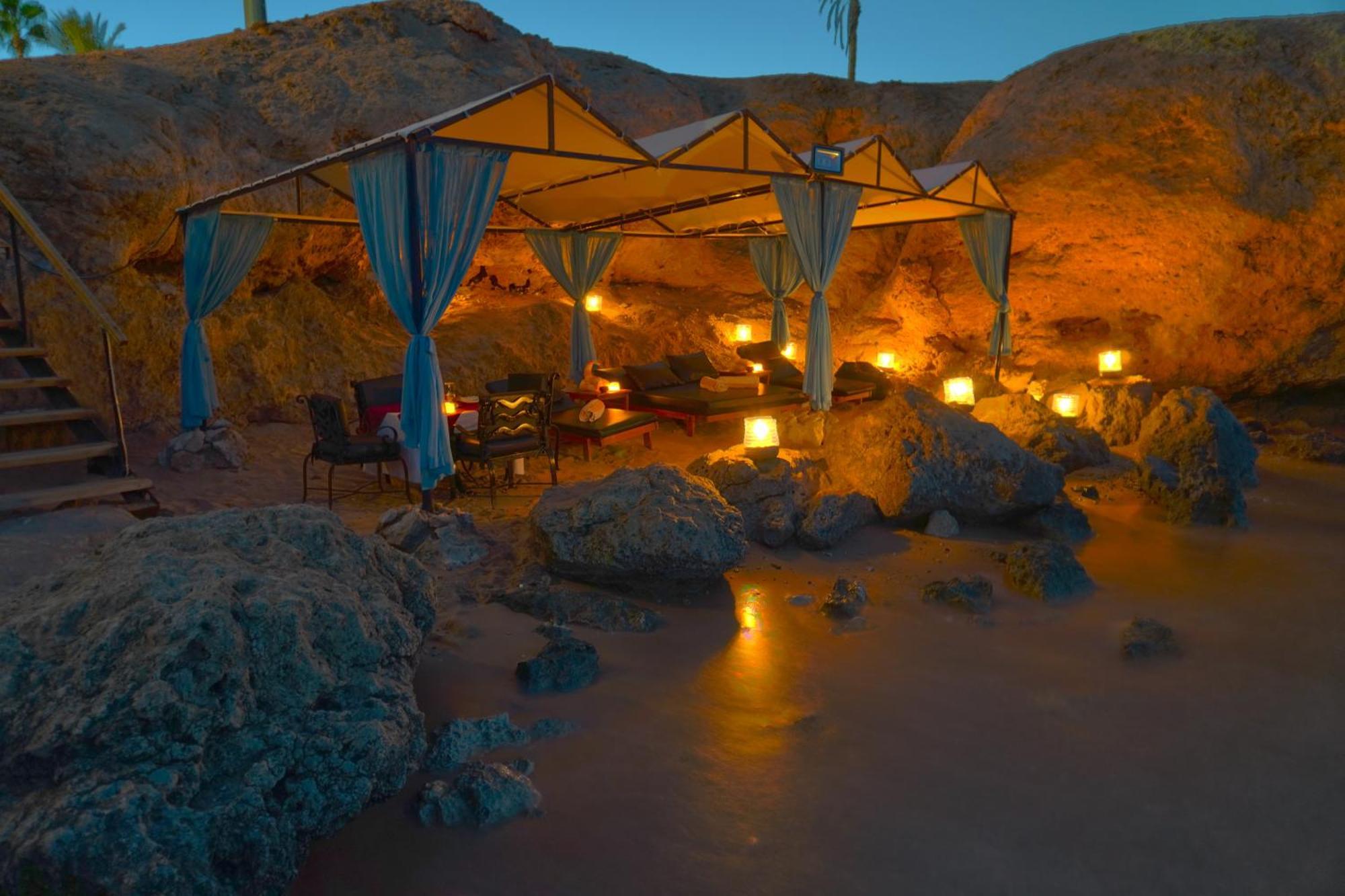 Safir Sharm Waterfalls Resort Eksteriør bilde The Springs Resort and Spa