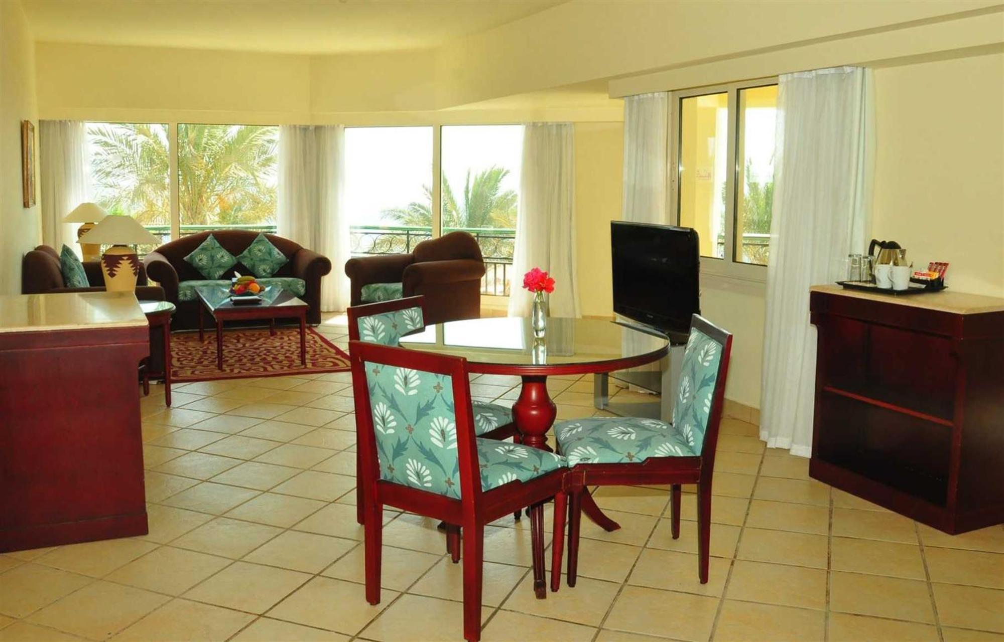 Safir Sharm Waterfalls Resort Eksteriør bilde Suite at the hotel